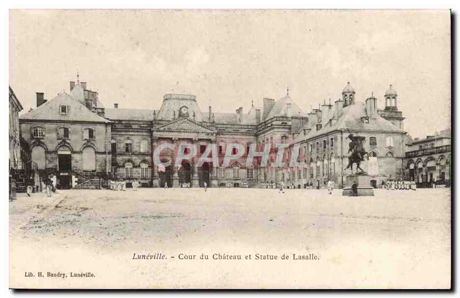 Lunéville - Cour du Château et Statue de Lasalle — Lib. H. Bandry, Lunéville