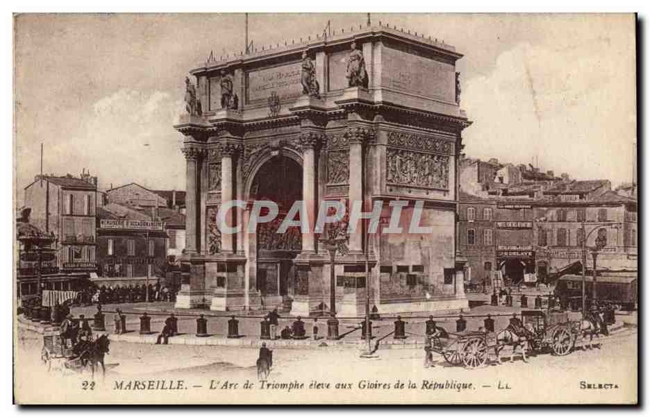 Marseille - L'arc de Triomphe eleve aux Goires de la Republique - cheval - horse drawn carriage - CPA 