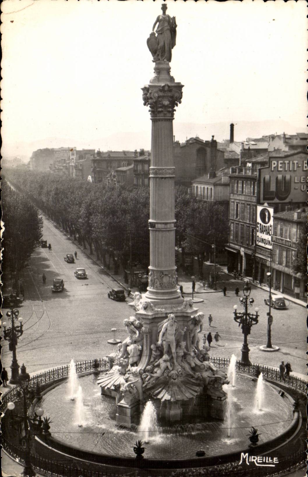 Marseille - Place Castellane Fontaine Cantini et l'Avenue du Prado - CPA 