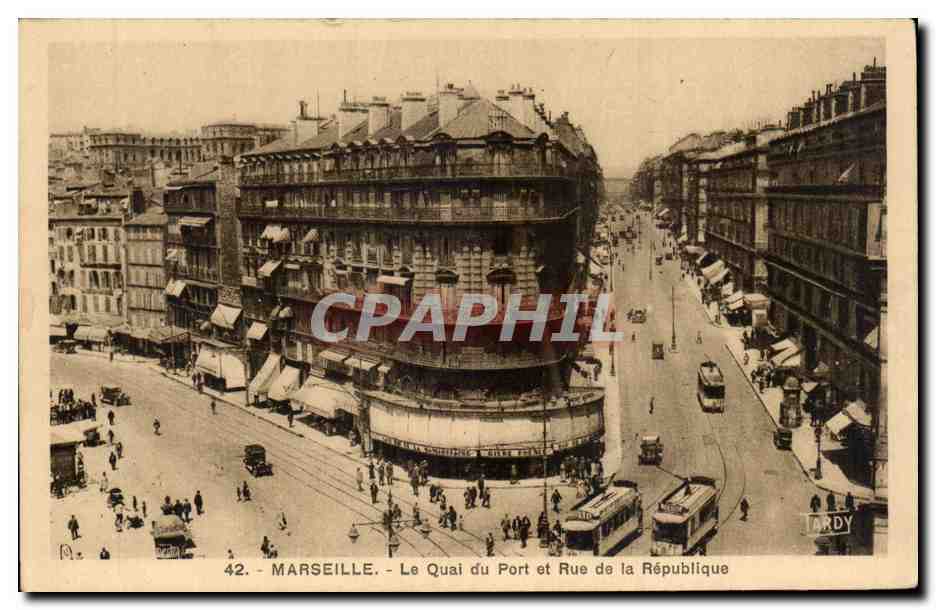 Marseille CPA Le quai du port et rue de la Republique