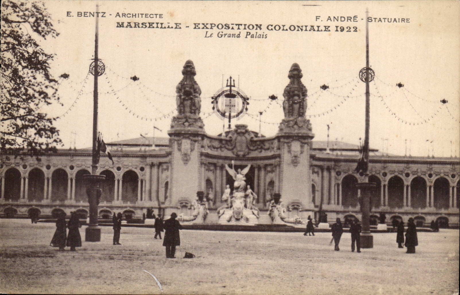 Marseille CPA Exposition coloniale 1922 Le grand palais