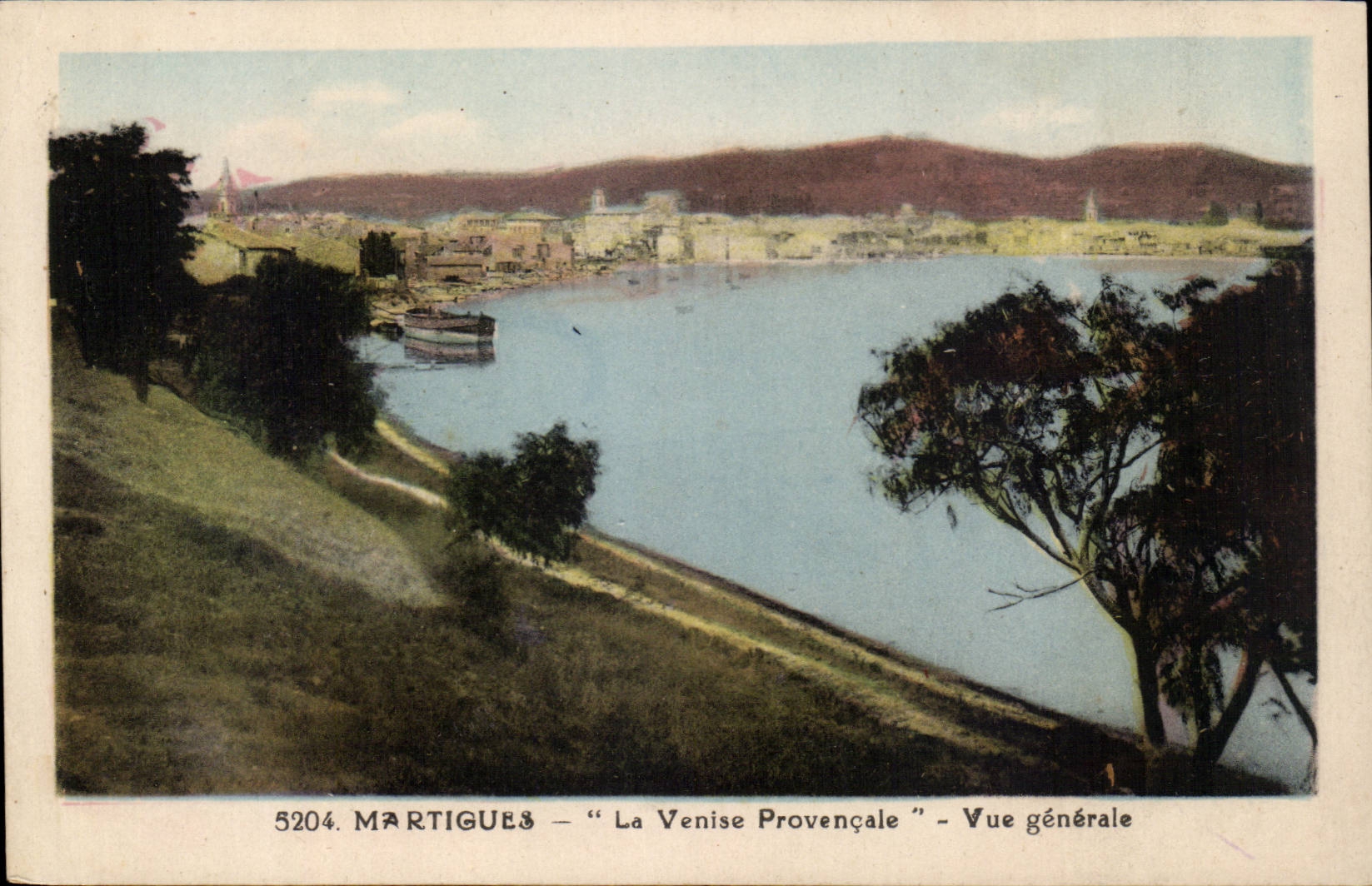 Martigues CPA La Venise provencale Vue generale