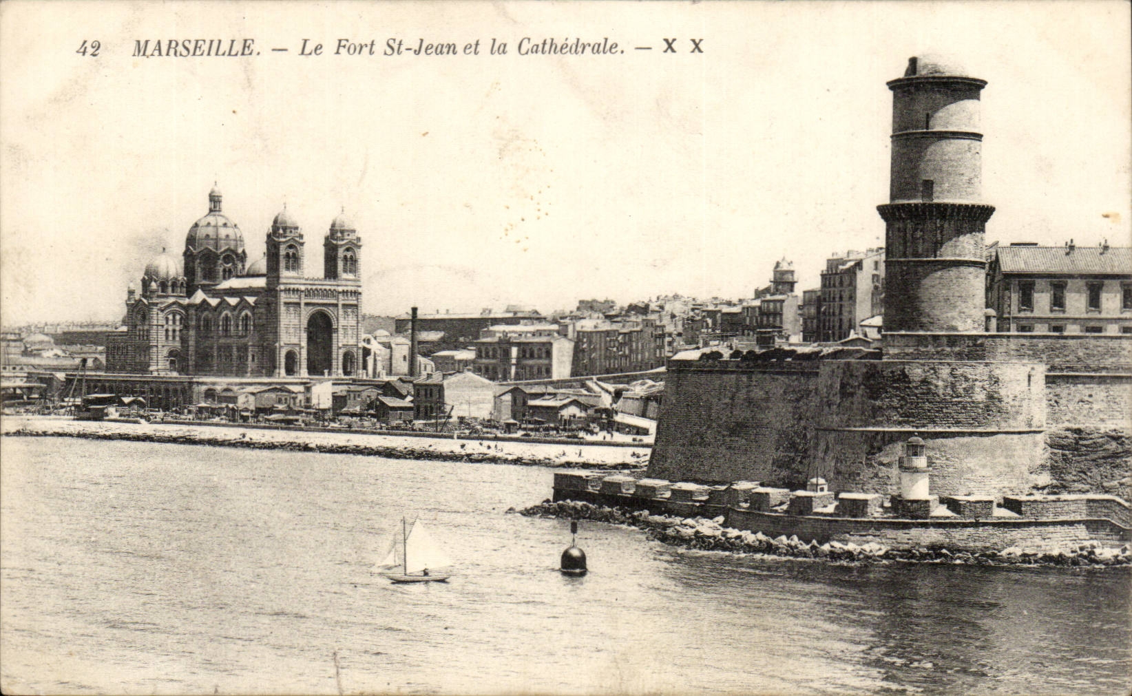 CPA Marseille Le fort Saint jean et la cathedrale