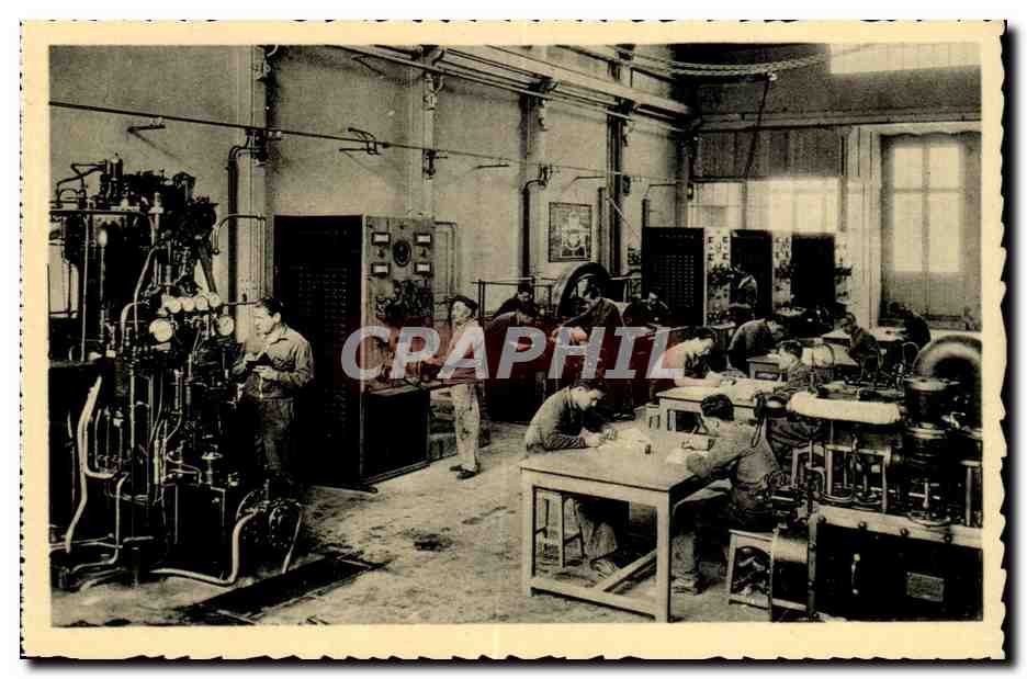 Mechanical Laboratory — National School of Arts and Crafts — Aix-en-Provence (B.-du-Rh.)