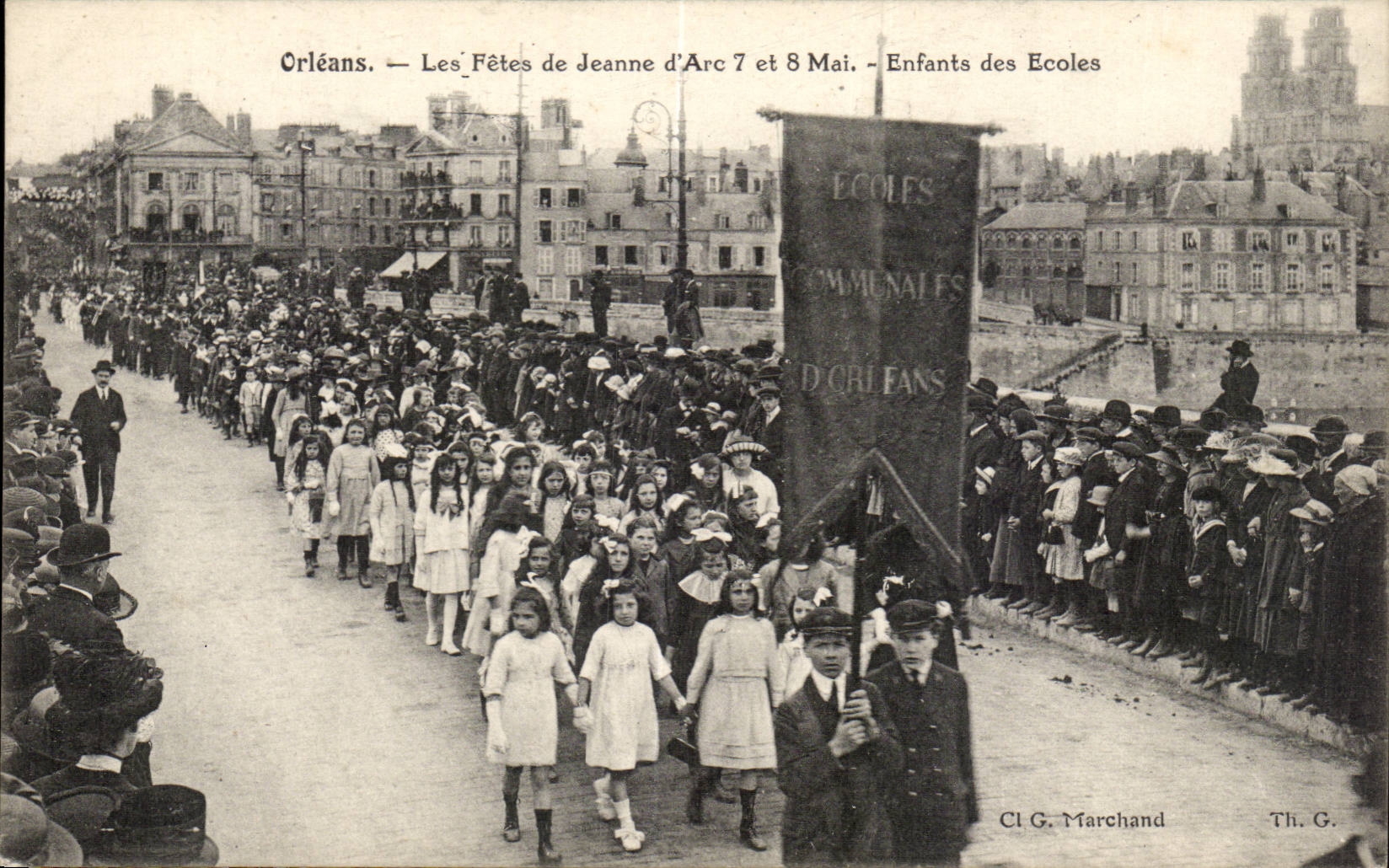 Orleans CPA FEtes de Jeanne d'arc 7 et 9 mai Enfants des ecoles