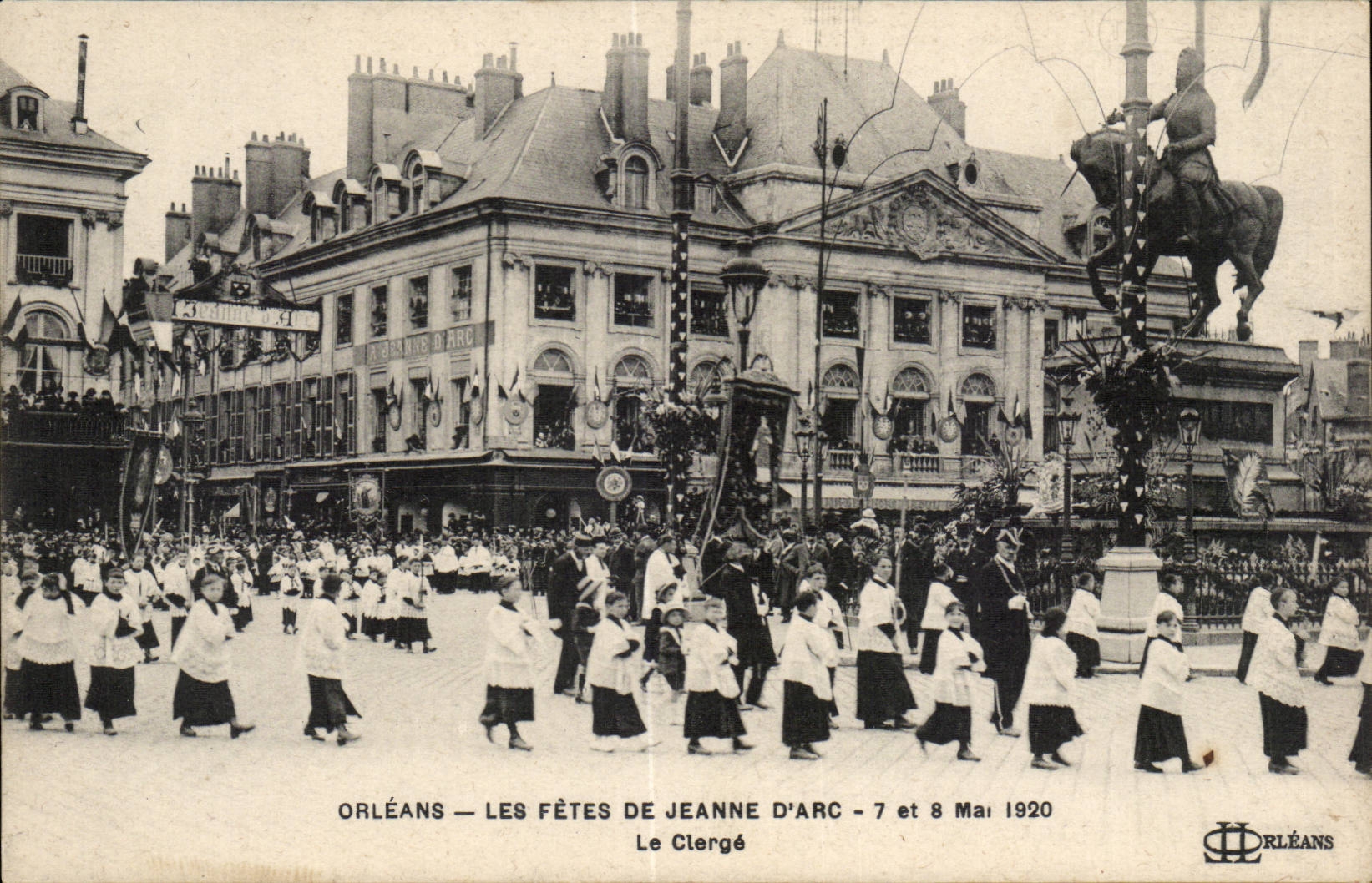 Orleans CPA FEtes de Jeanne d'arc 7 et 8 mai 1920 Le clerge