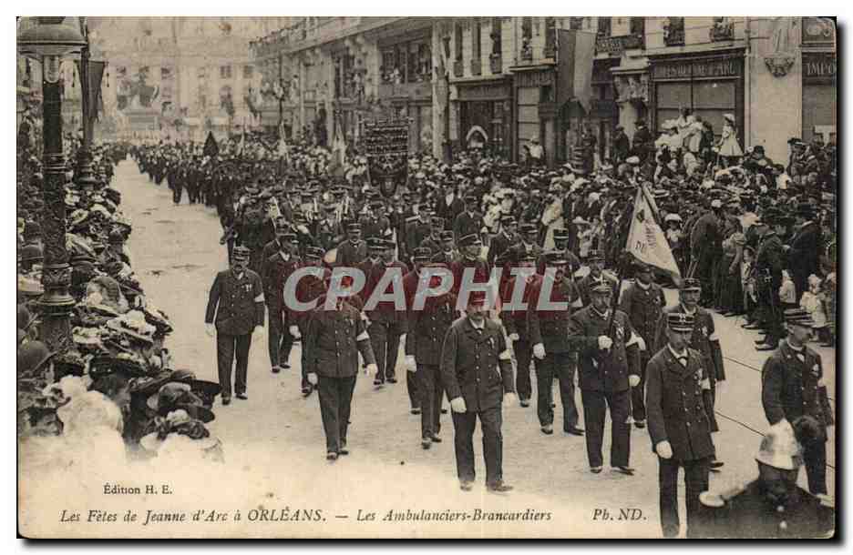 Orleans CPA Fetes de Jeanne d'arc 7 et 8 mai Les ambulanciers brancardiers