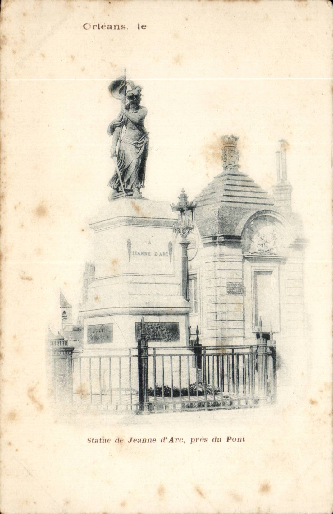 Orleans CPA Statue de Jeanne d'arc pres du pont