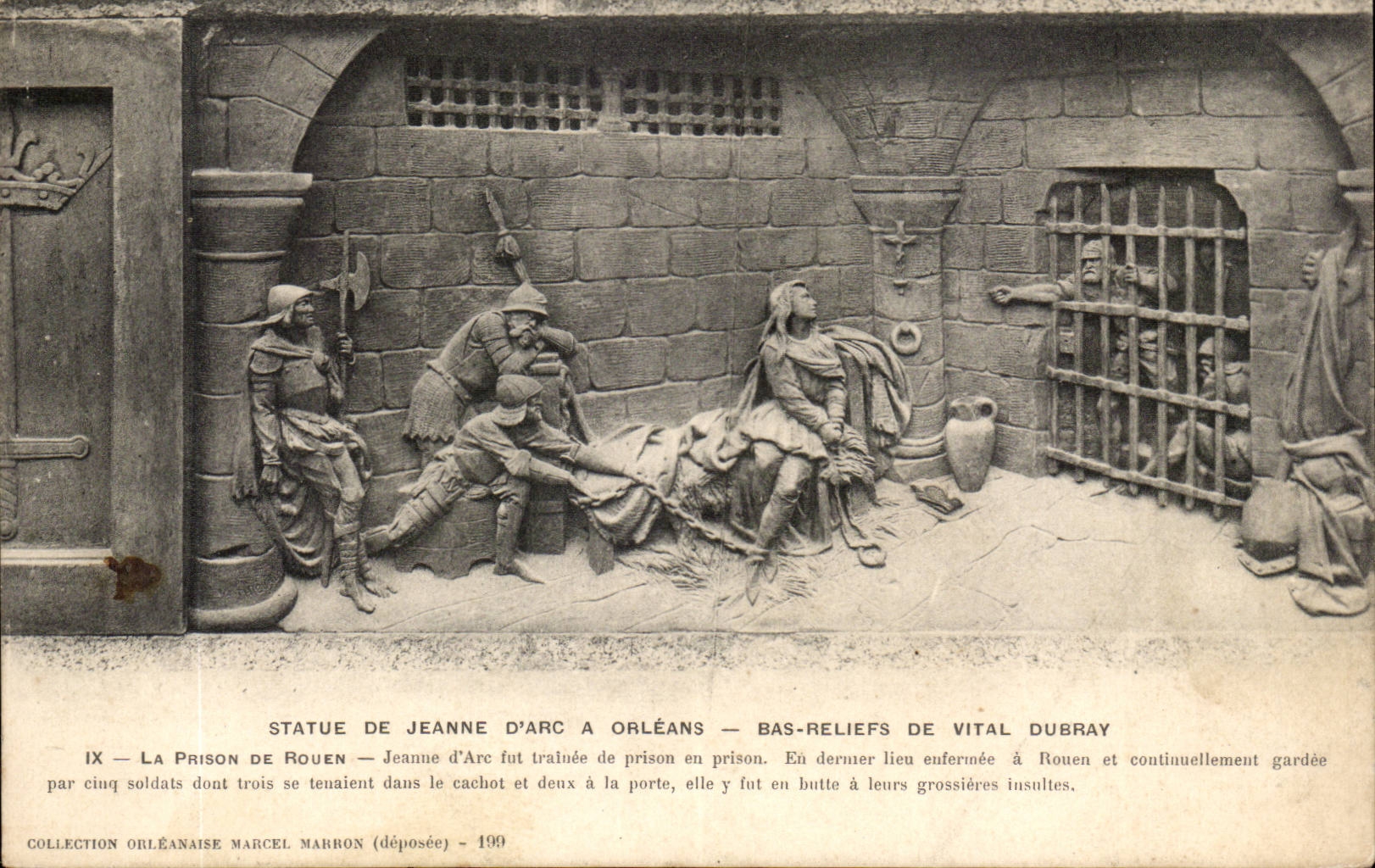 Orleans CPA Statue de Jeanne d'arc Bas reliefs de Vital Dubray