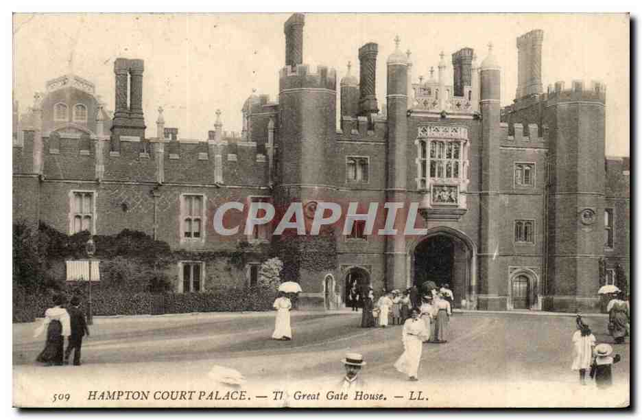 Angleterre - England - Hampton COurt Palace - The Great Guard House - period clothing -- CPA 
