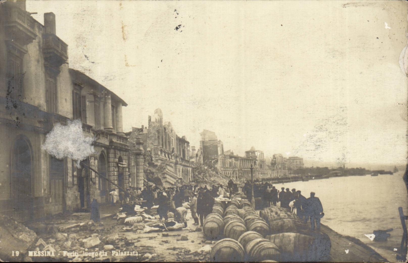 Messina — Detalles de los daños después del terremoto de 1908 — Fot. Cay. Grifa - Catania, n°19