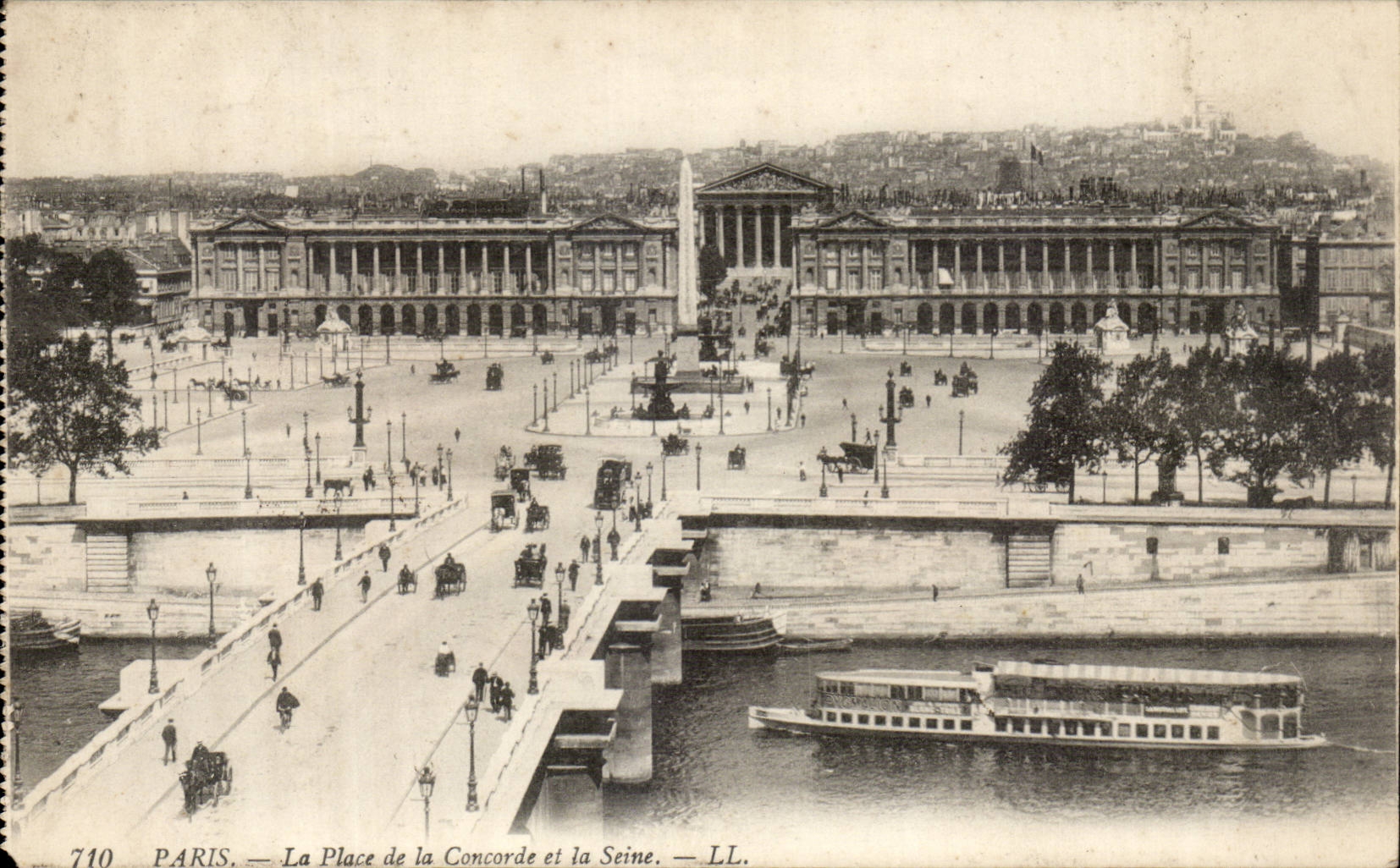 CPA Paris La place de la Concorde et la Seine