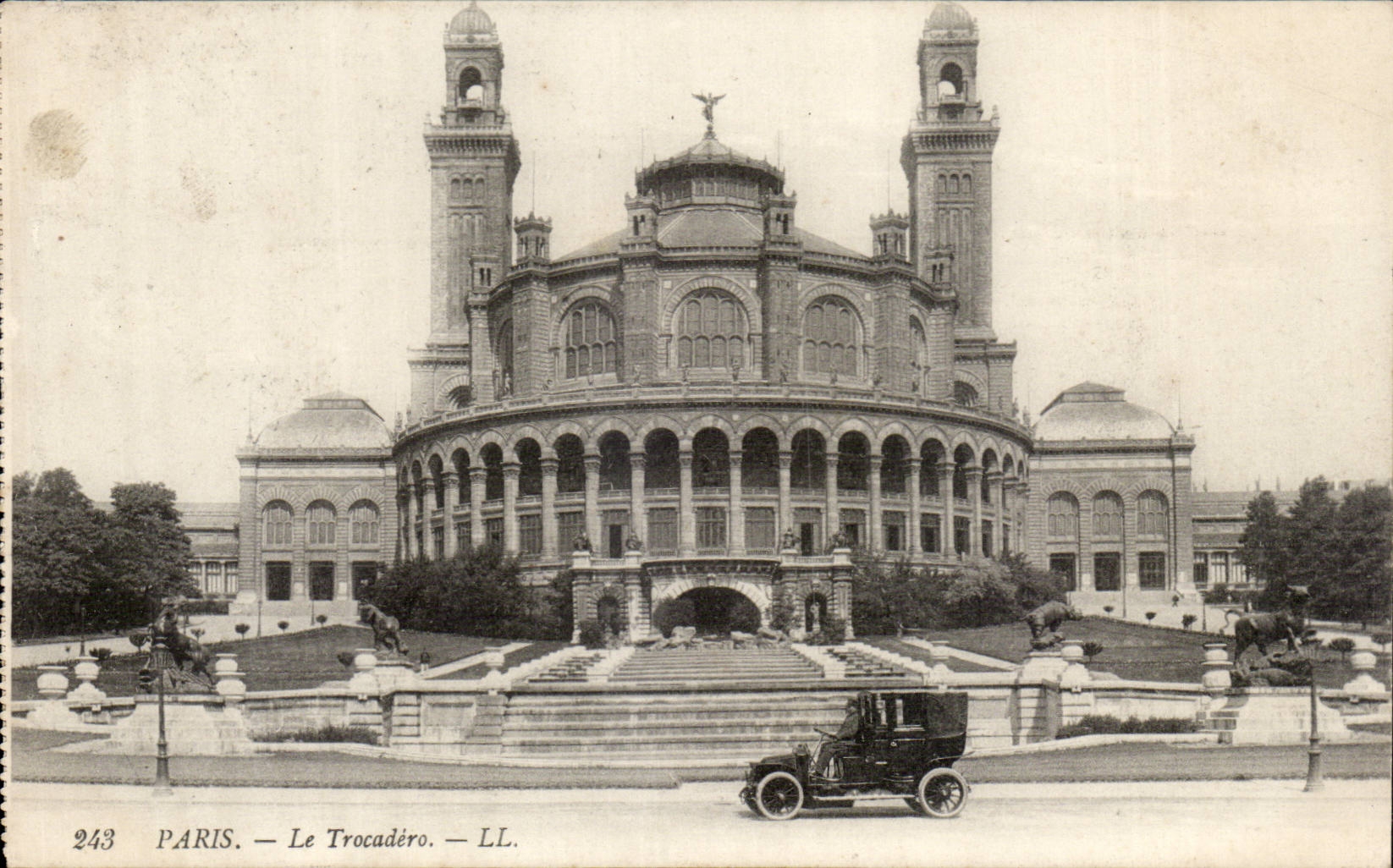CPA Paris Le Trocadero