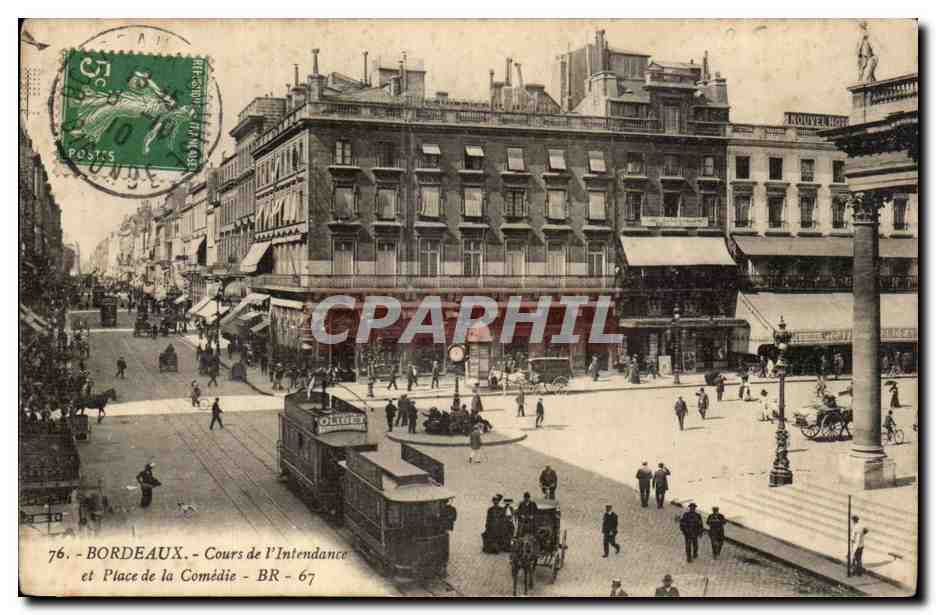 Bordeaux - Cours de L'Intendance et Place de la Comedie - tramway - chien - dog - eye catching scene - CPA 