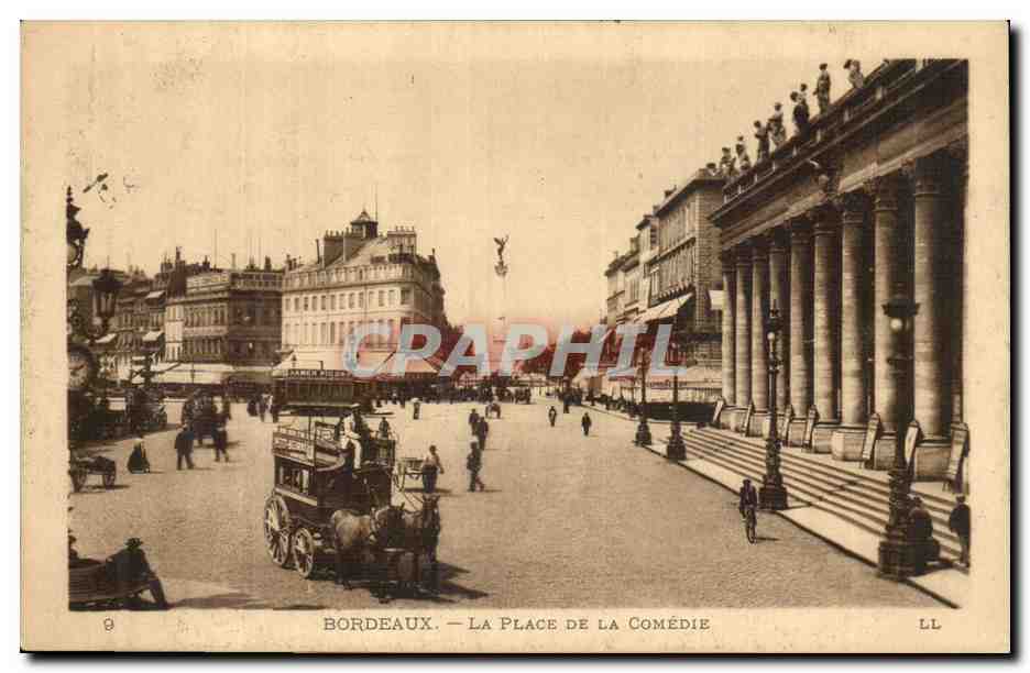 Bordeaux - La Place de la Comedie - Horse Drawn Carriage - CPA 