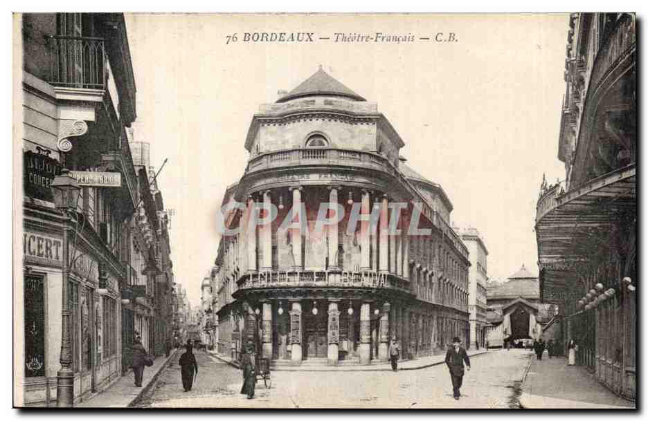 Bordeaux - Thetre Francais - Strutting man in top hat - CPA 
