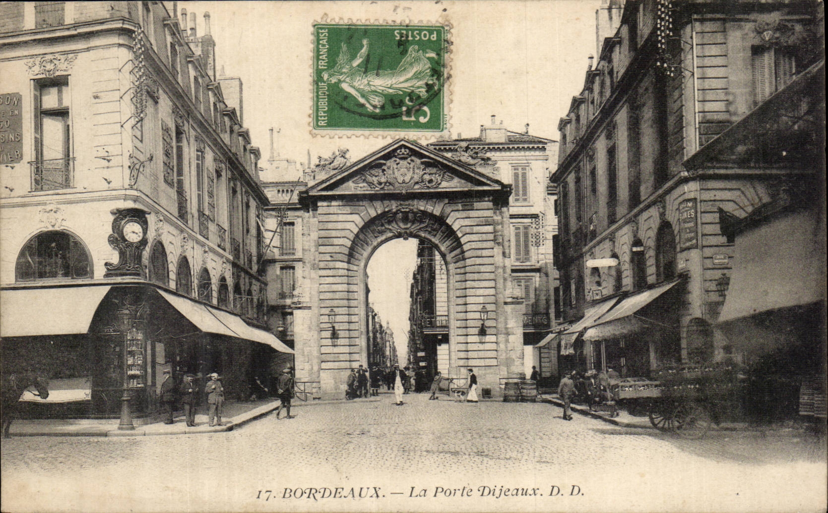 Bordeaux - La Porte Dijeaux - horloge - CPA 