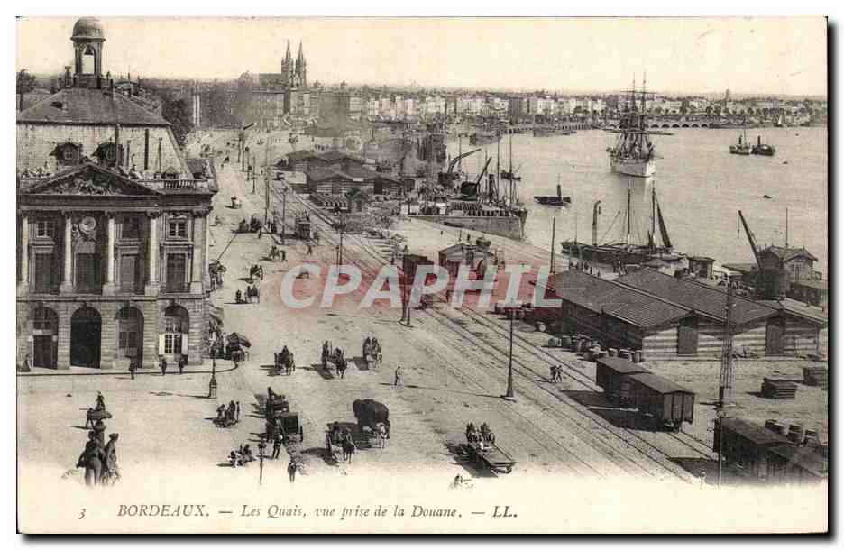 Bordeaux - Bateaux - Le Quais vue prise de la Douane - CPA 