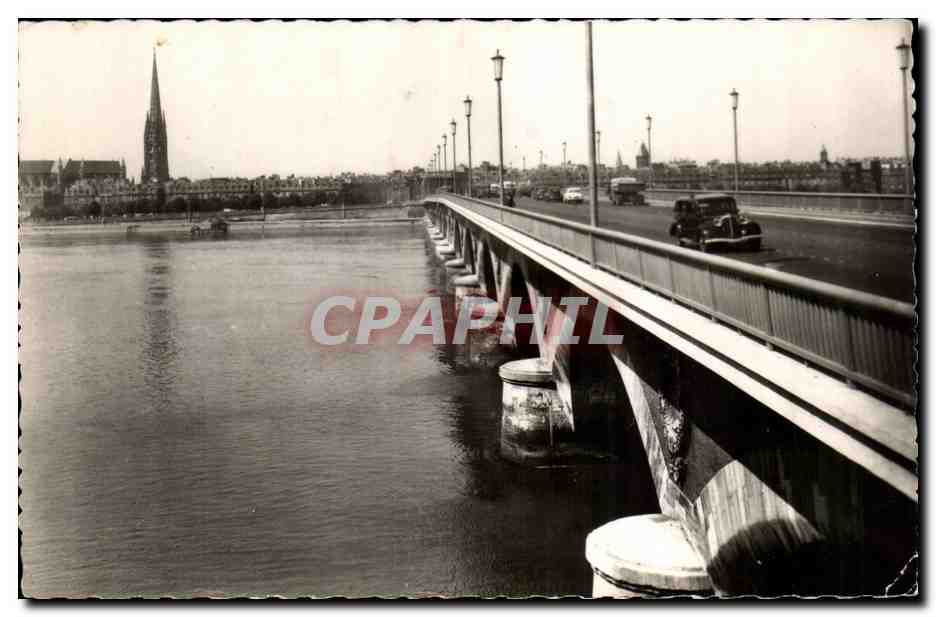 Bordeaux - Le Pont sur La Garonne - Automobile Eglise et Tour St Michel - CPA 
