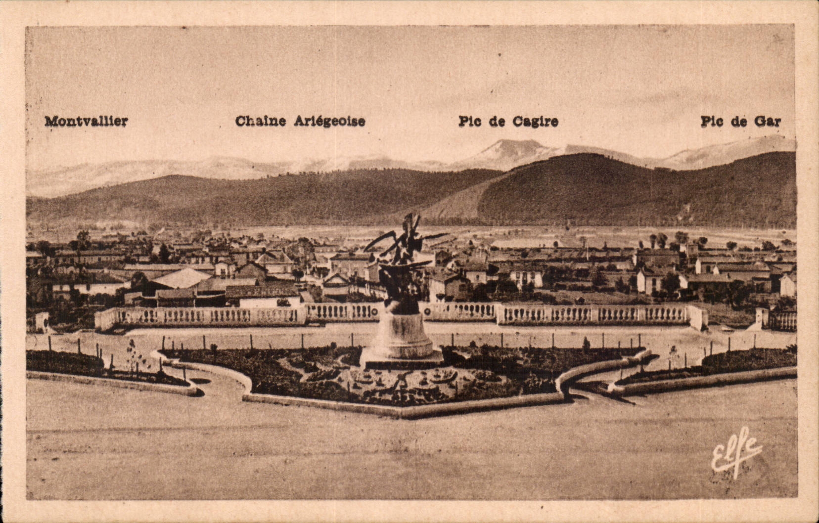 Montvallier — Vue panoramique avec statue centrale — Éditeur Elle