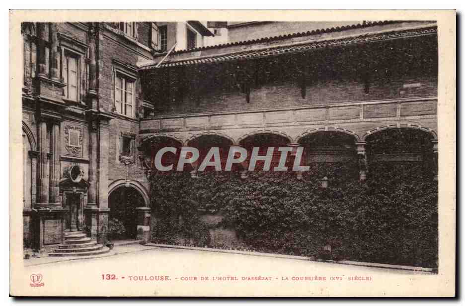 Toulouse CPA Cour de l'hotel d'Assezat la Coursiere