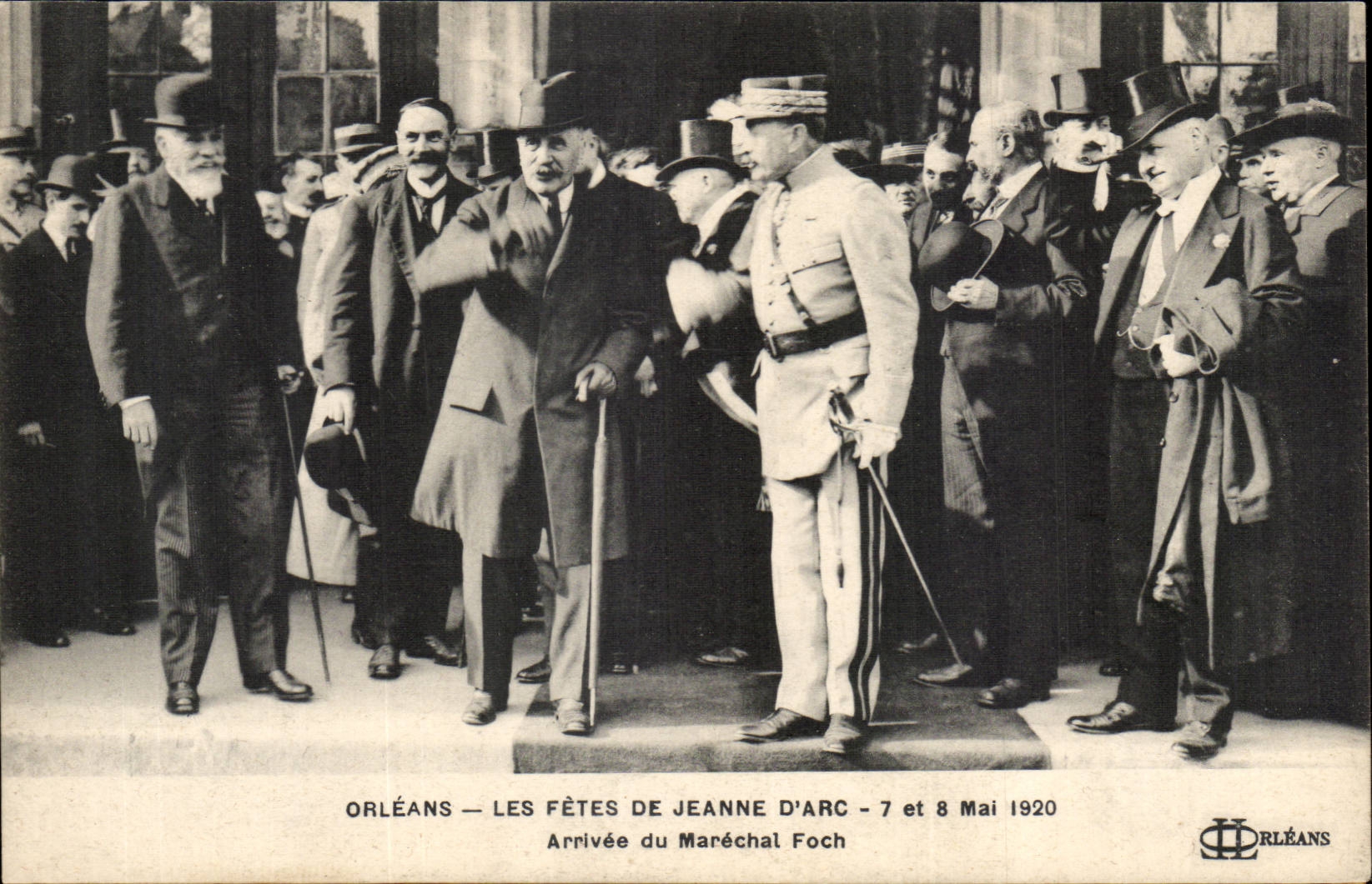Orleans CPA Les fetes de Jeanne d'arc 7 et 8 mai 1920 Arrivee du marechal Foch