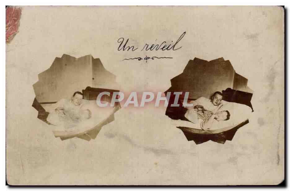CARTE PHOTO Jeunes hommes Un reveil (St Gaudens famille CRubilhe Toulouse bd d'Arcole)
