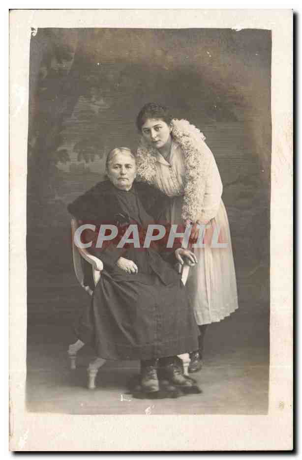CARTE PHOTO Femmes (folklore costume fantaisie)