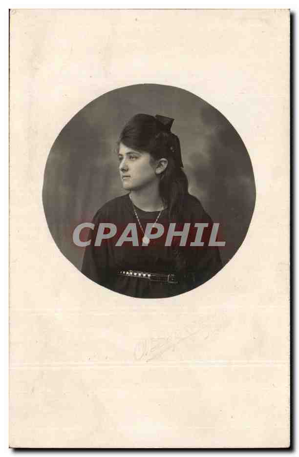 CARTE PHOTO Jeune femme Fantaisie