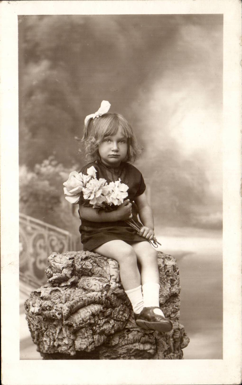 CARTE PHOTO Enfant (fantaisie)