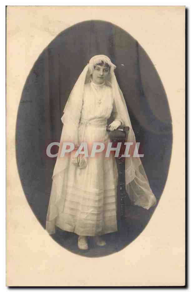 Jeune mariée — photo studio — éditeur inconnu