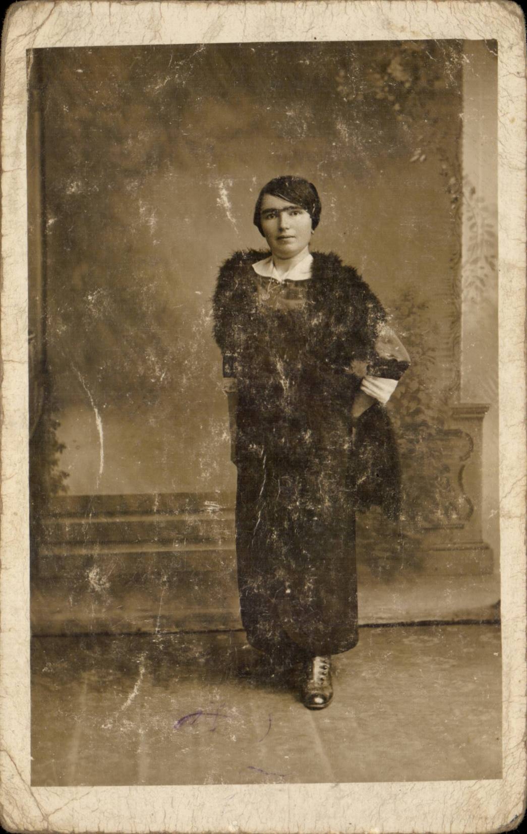CARTE PHOTO Femme