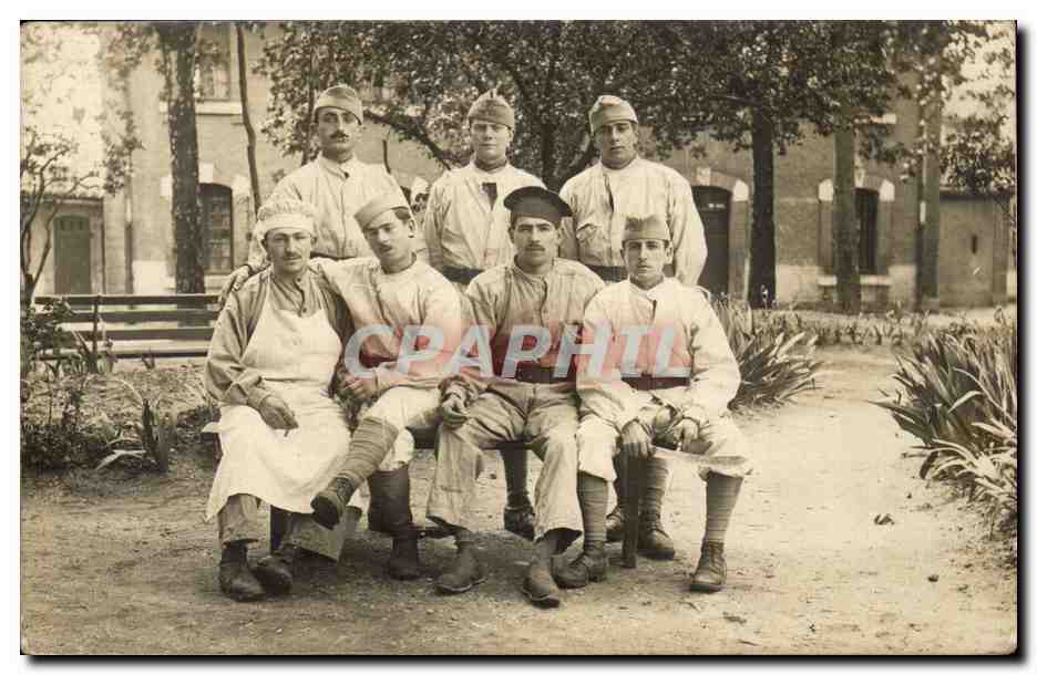 CARTE PHOTO Soldats Montauban 