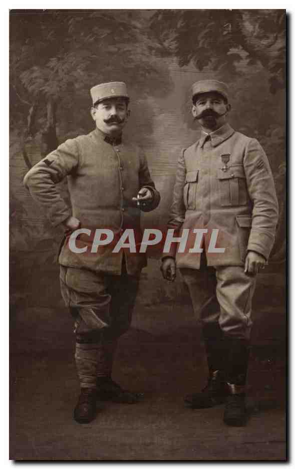 Deux soldats français — studio — R. Guilleminot, Bresphing et Cie, Paris