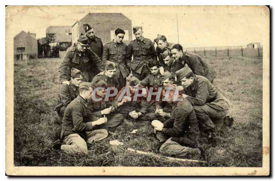 CPA Militaires Militaria (confiserie leon Segaert a Gand)