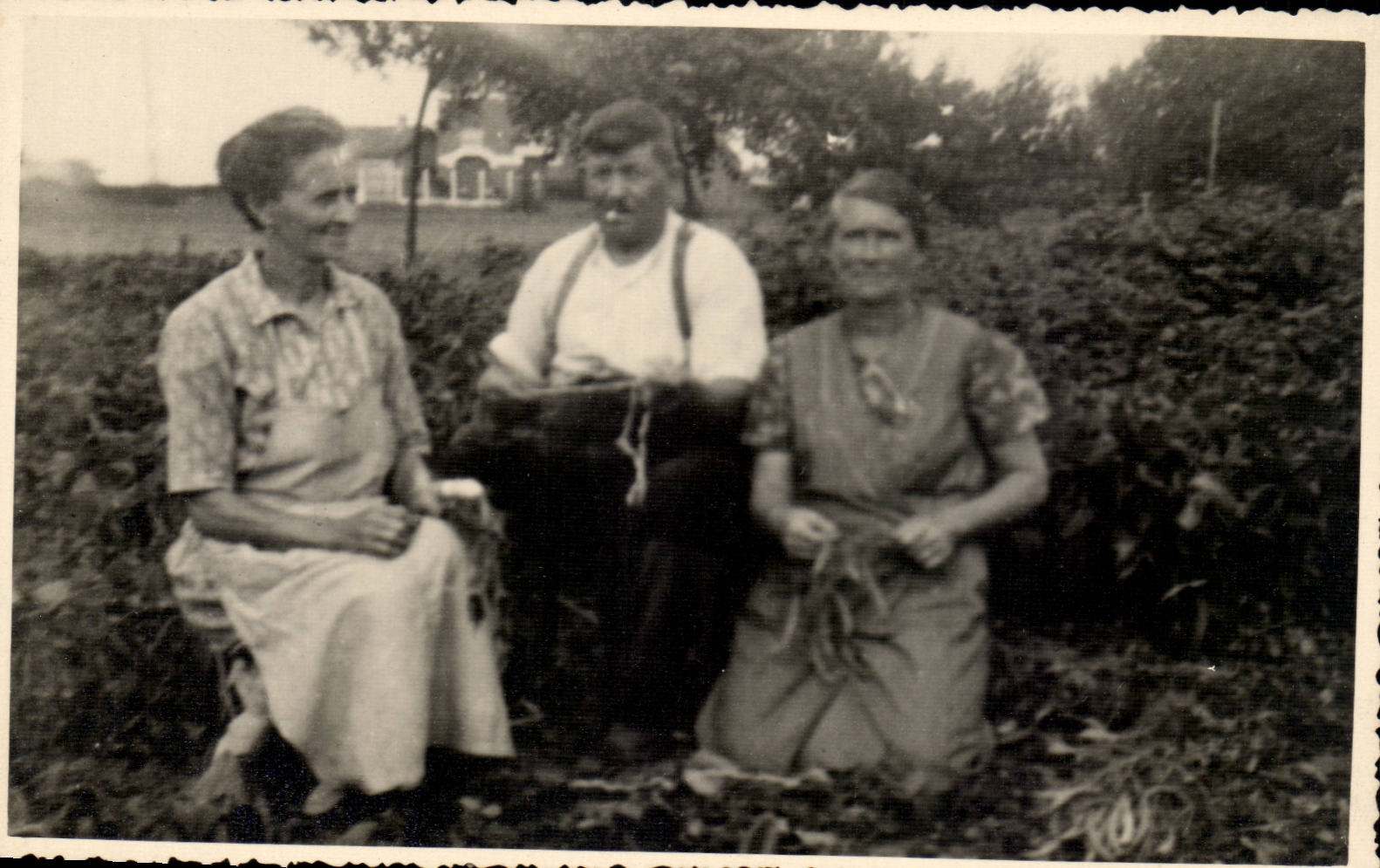 CARTE PHOTO Femmes et couple