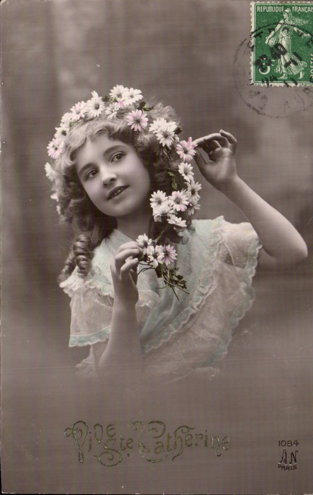 Fantaisie - Enfant - Vive Ste Catherine - beautiful child with daisies in curly hair - imodak - CPA 