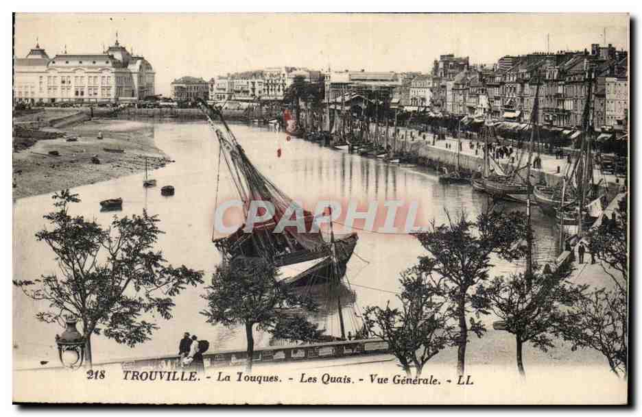 Trouville - la Touques - Les Quais - Vue Generale - CPA 
