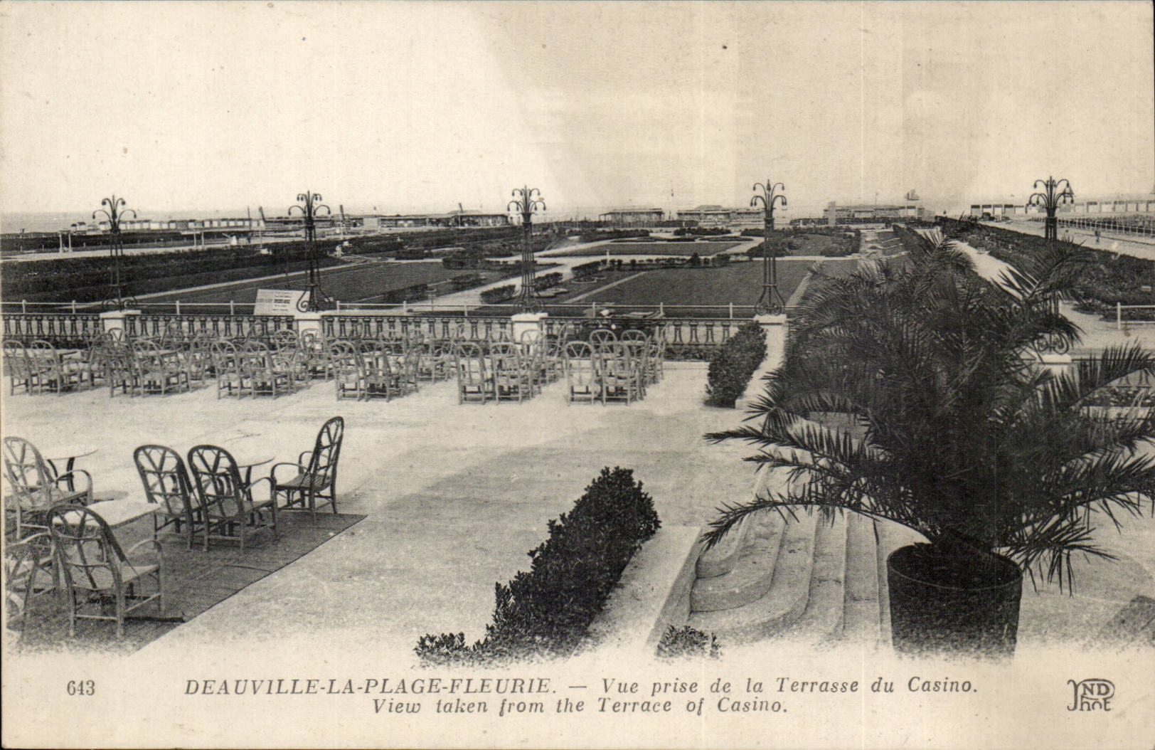 Deauville-La-Plage-Fleurie — Vue prise de la Terrasse du Casino — ND & Co.