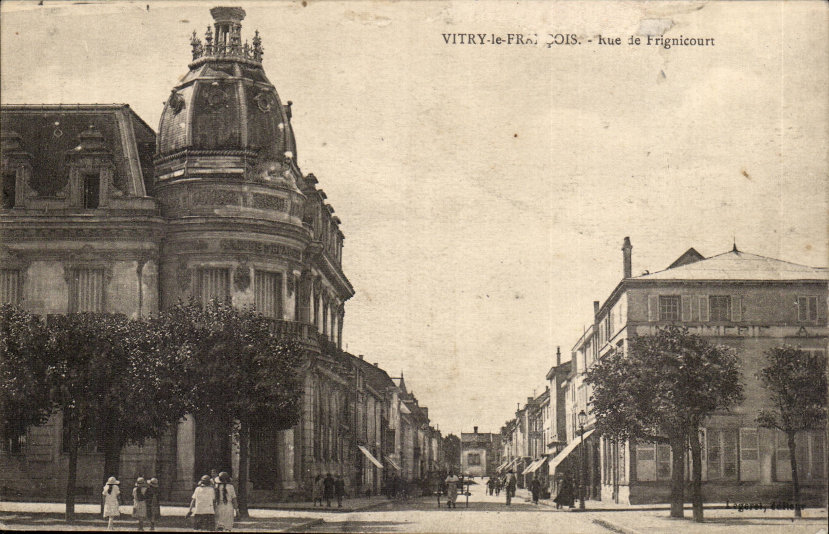 Vitry le Francois CPA Rue de Frignicourt
