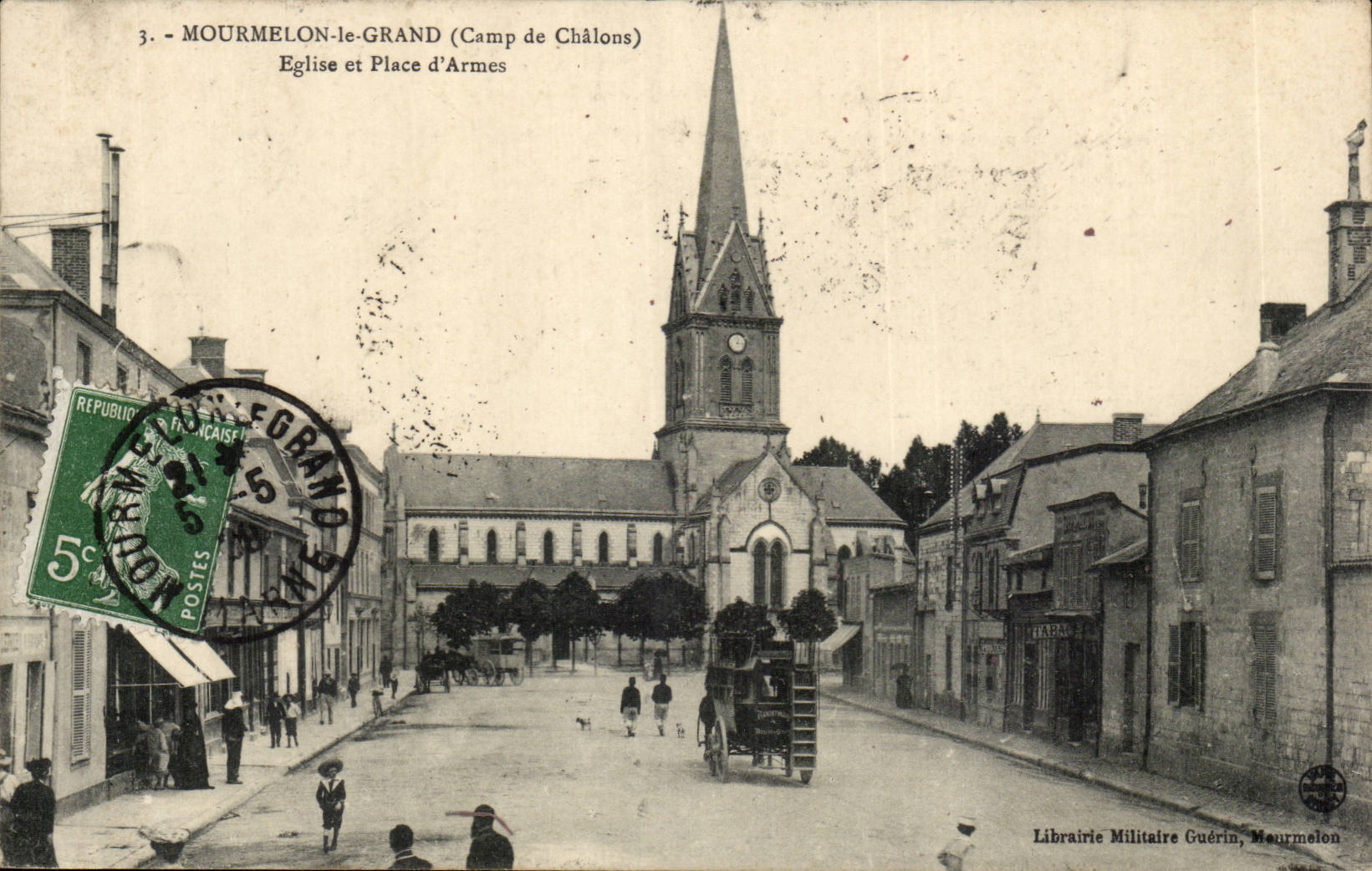 Mourmelon le Grand CPA Eglise et place d'armes (bus omnibus)