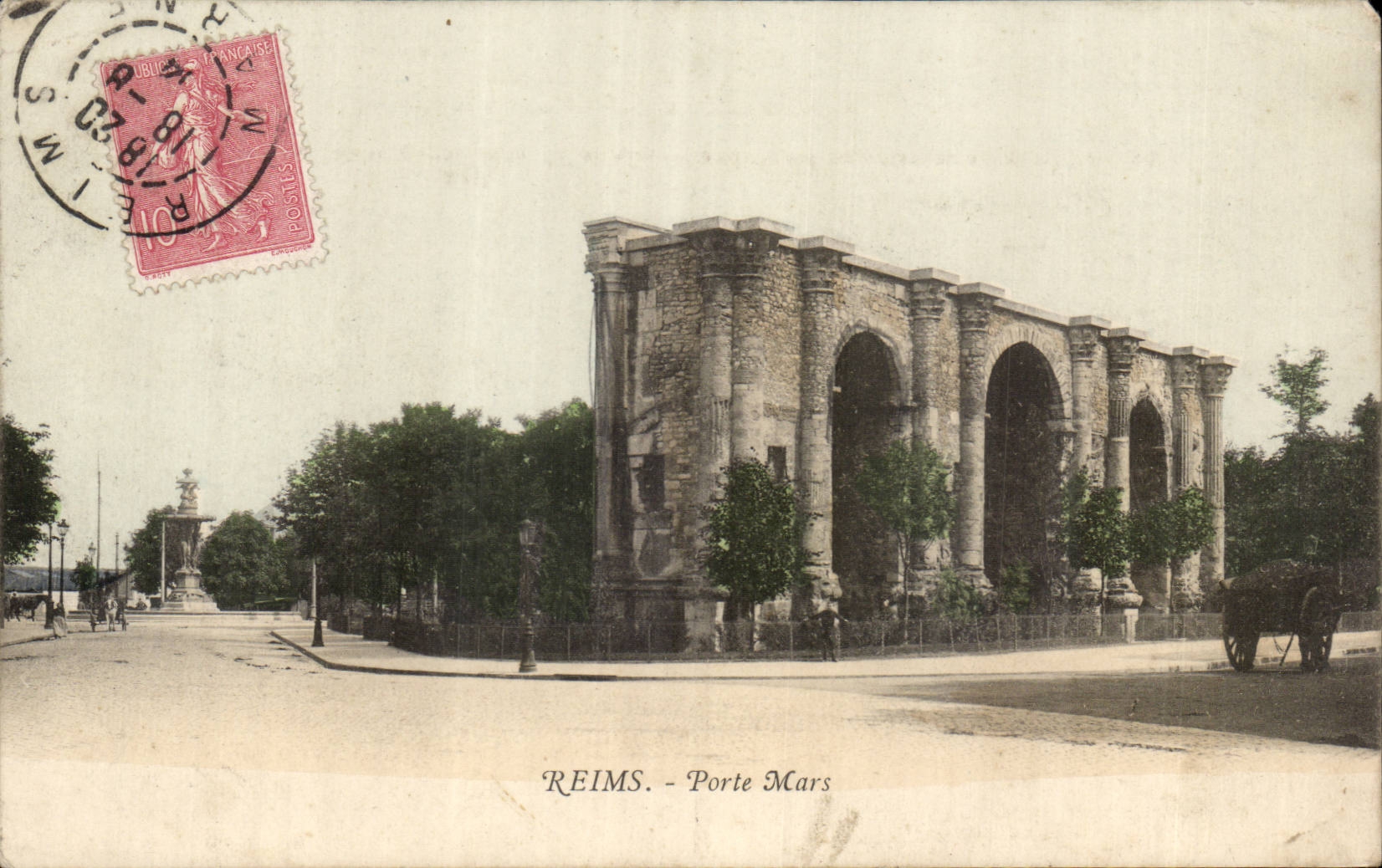 Reims - Porte Mars — vue de l'arche romaine avec char à bœufs — éditeur non identifié, n° de série non visible