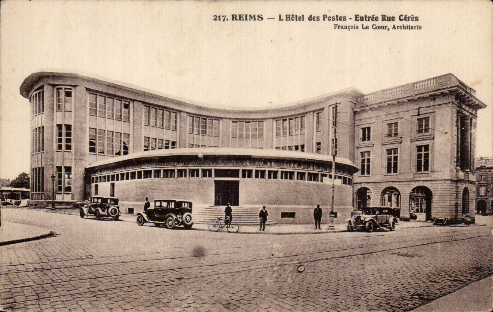 Reims — Das Postamtshaus — Eingangstraße Rue Cérès — François Le Cœur, Architekt