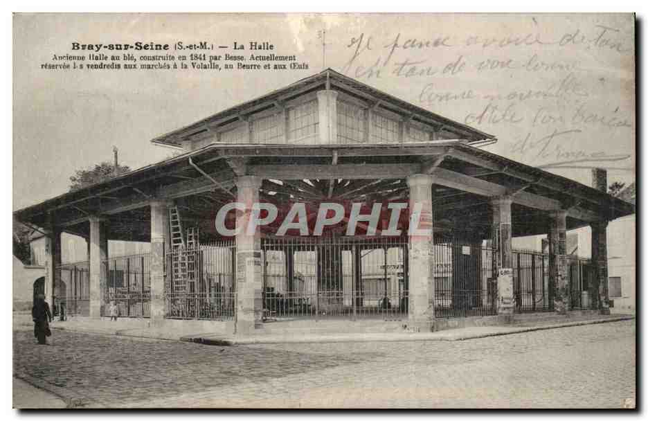 Bray sur SEine CPA La halle 