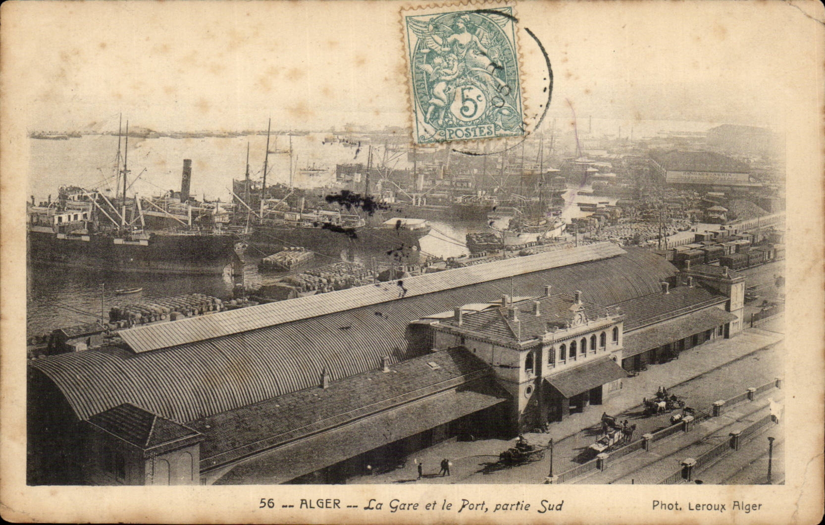 Algerie Alger CPA La gare et le port partie sud (bateaux)