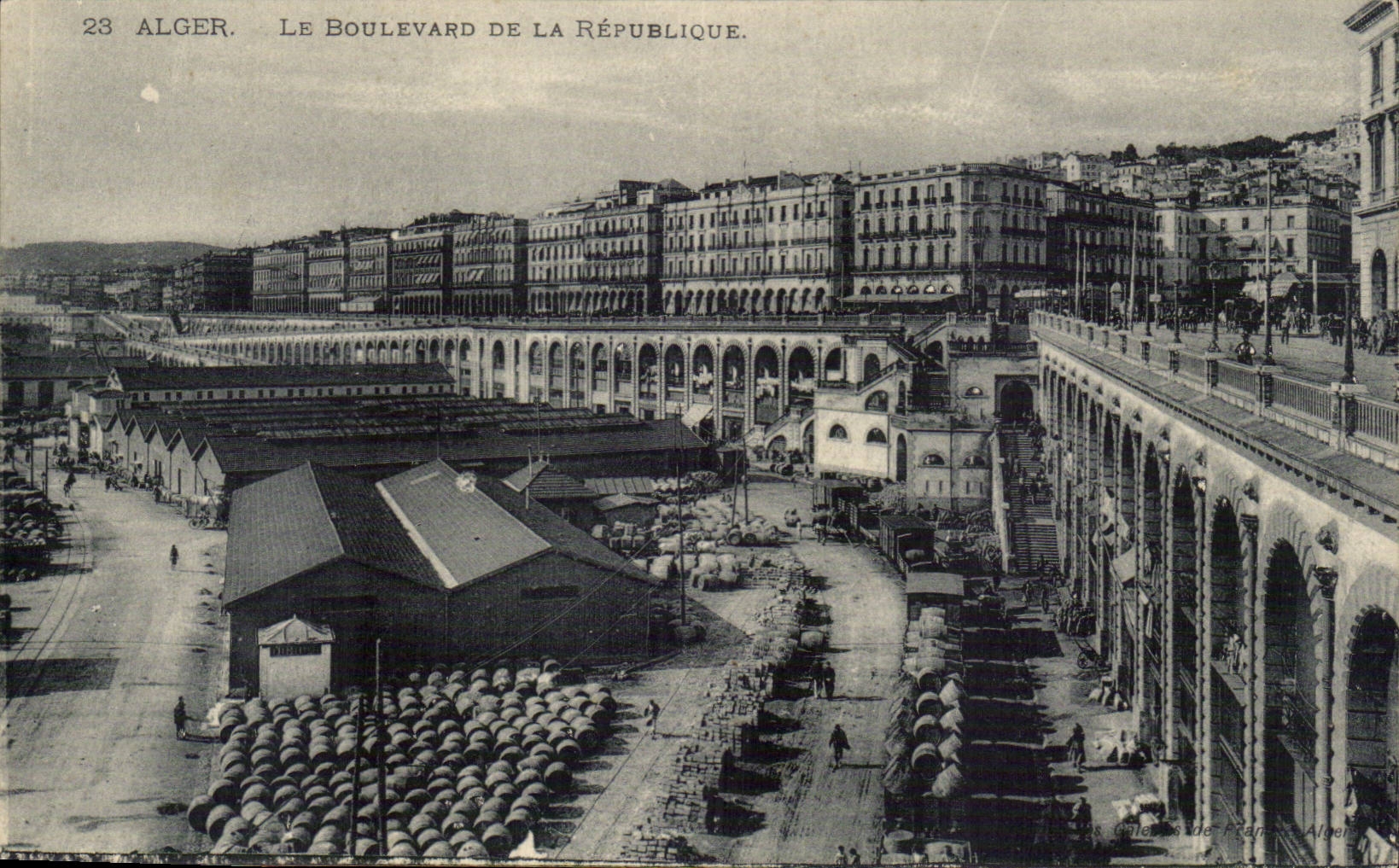 Algerie Alger CPA le boulevard de la Republique