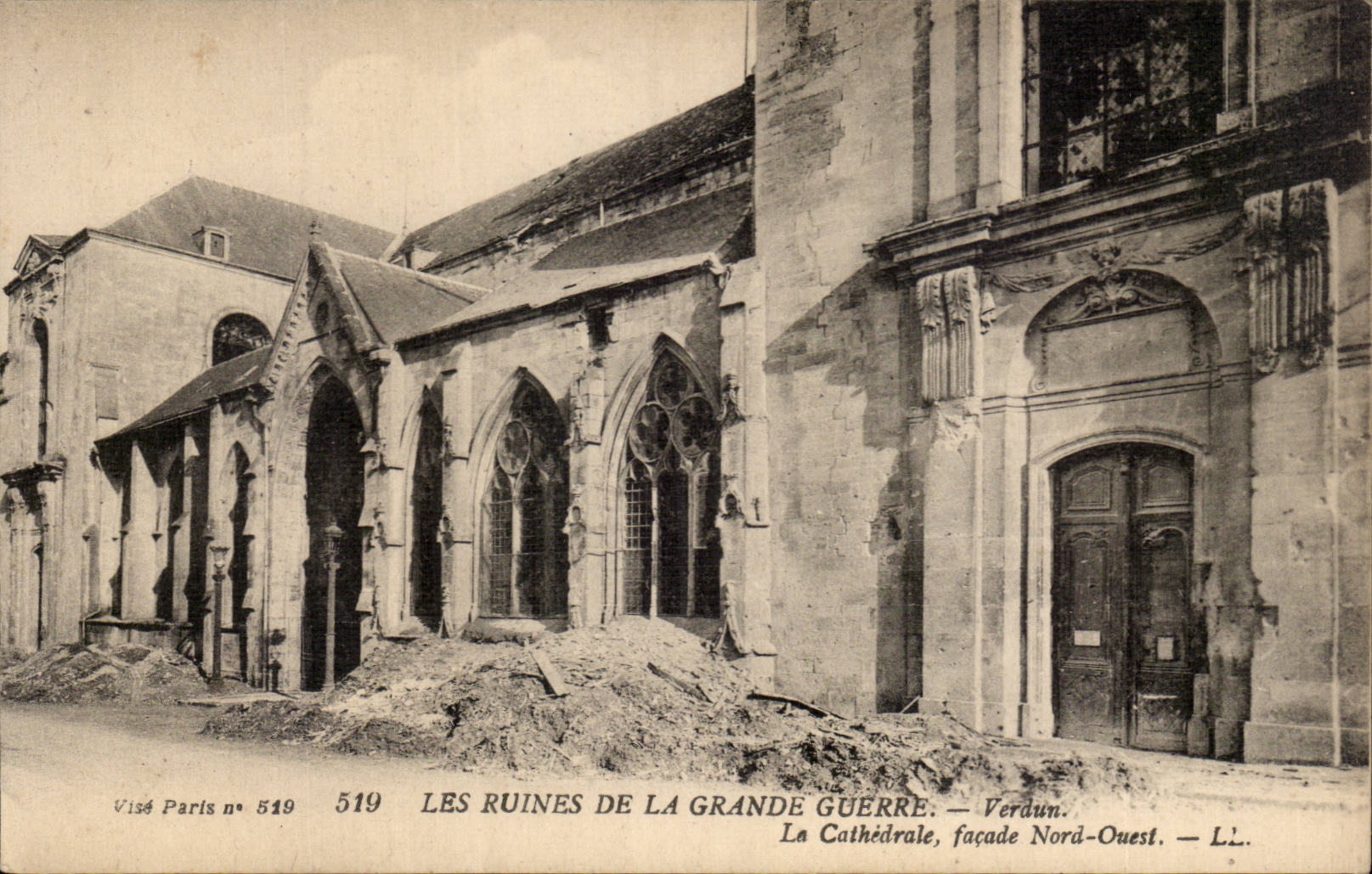 Ruinen des Großen Krieges — Verdun. Die Kathedrale, Nordwestfassade — Visé Paris n° 519