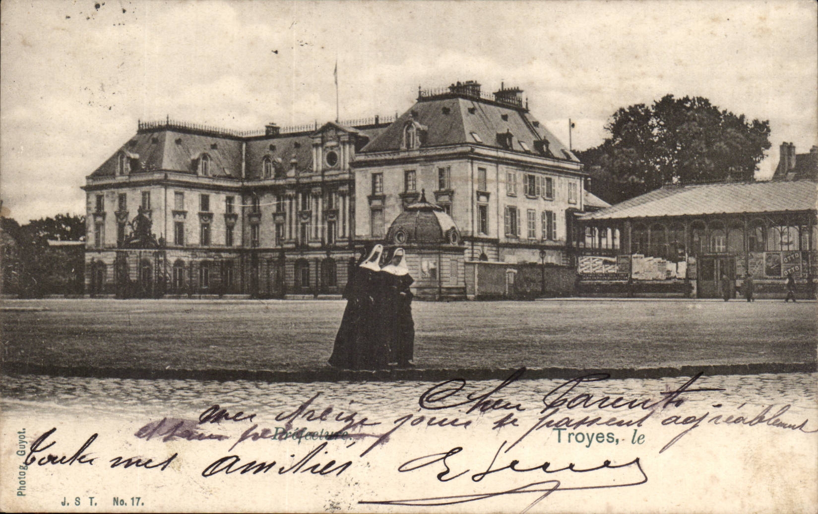Hôtel de Ville de Troyes — vue panoramique — J. S. T. No.17