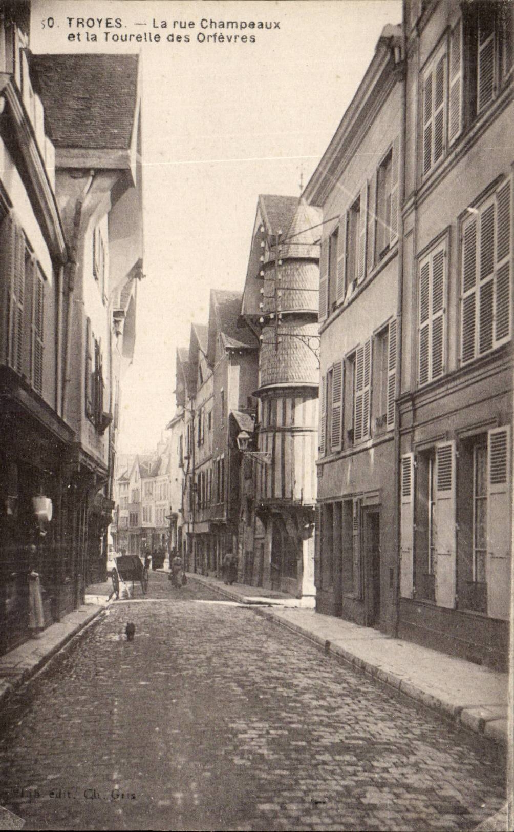 Troyes — La rue Champeaux et la Tourelle des Orfèvres — Ch. Giris