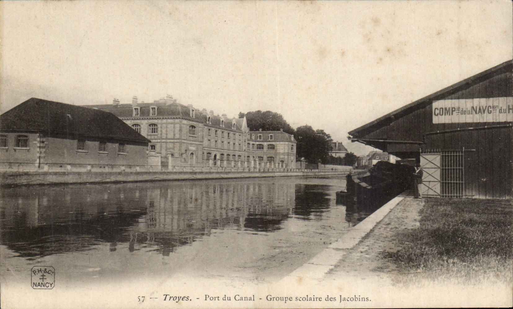 Troyes - Port du Canal - Groupe scolaire des Jacobins — Compagnie du Canal — éditeur NANCY